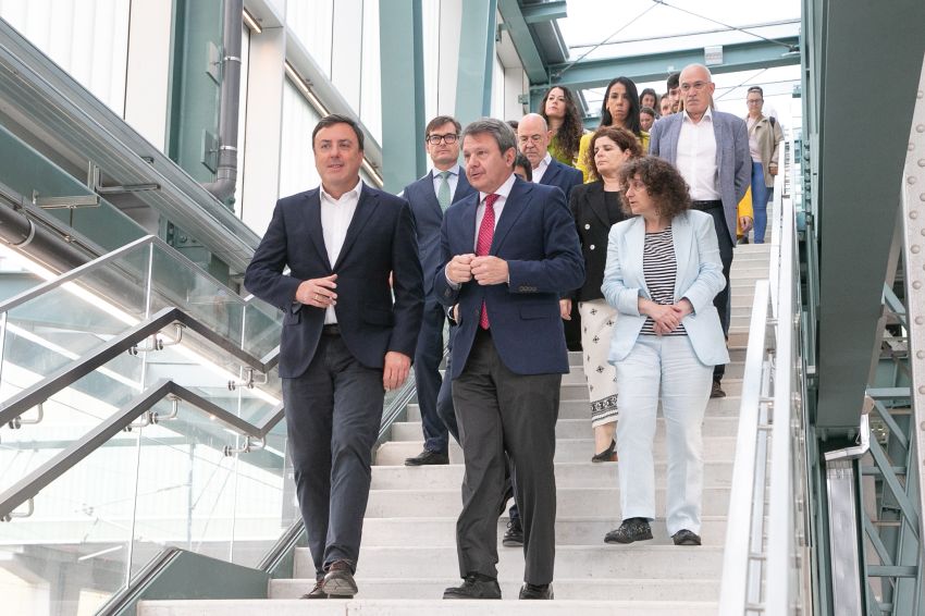 O presidente da Deputación asistiu á posta en servizo da nova estación intermodal de Santiago- Daniel Castelao