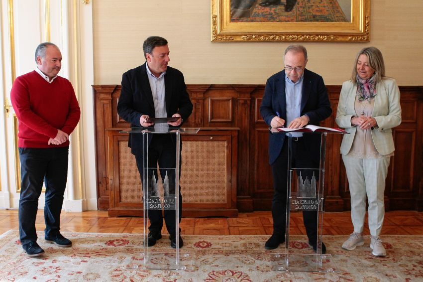 A Deputación e o Concello de Santiago asinan o convenio para o primeiro tramo das obras da Vía Verde en Compostela