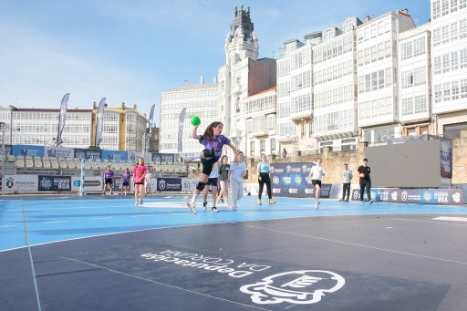 A Copa Deputación de Balonmán na Rúa chega esta fin de semana a Sada