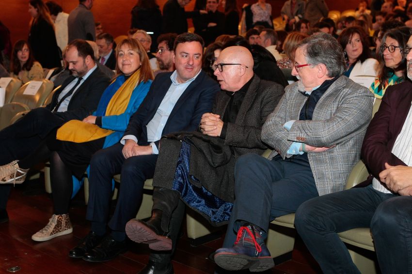 A Deputación homenaxea a unha ducia persoas e entidades na Gala de Premios culturais