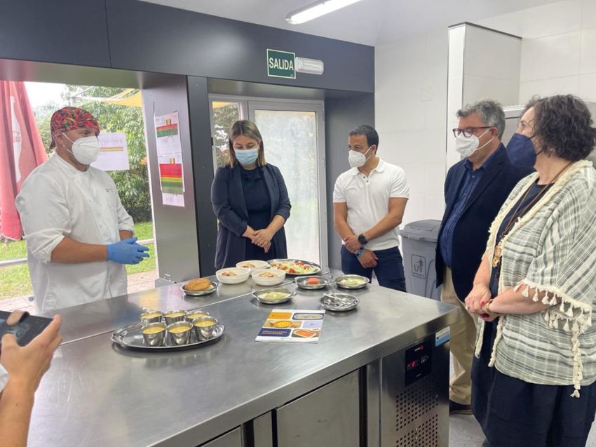 A Deputación da Coruña colabora con ASPACE na edición dun receitario de alimentación texturizada