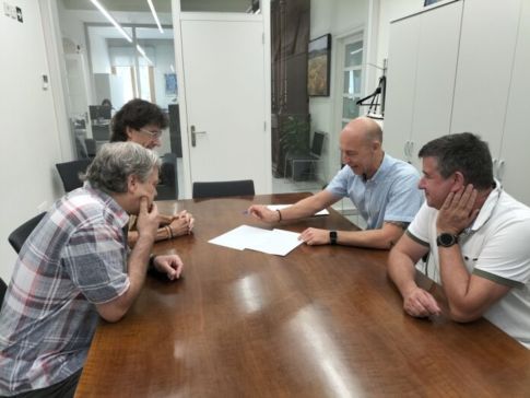 O Arxiu de Sant Pere de Ribes consegue 76 documentos de 250 anos de antigüidade