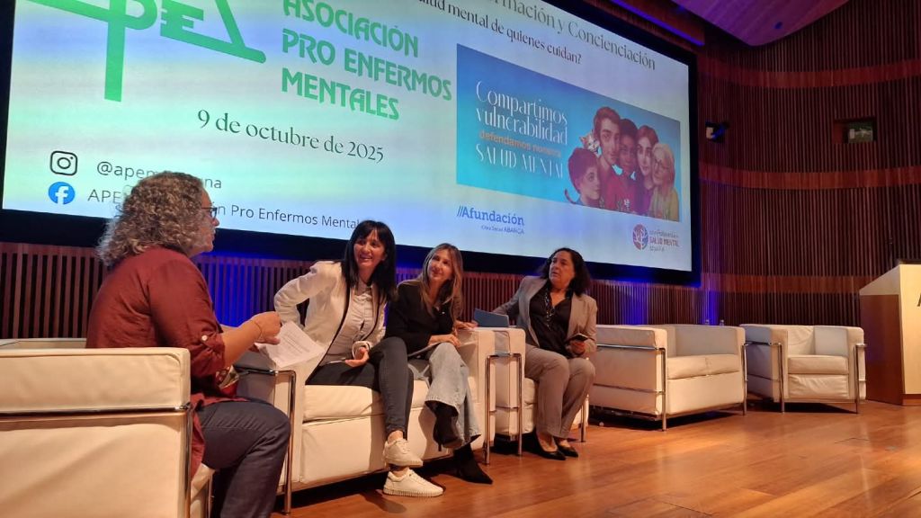 A deputada de Benestar Social participou na Xornada do Día da Saúde Mental de APEM