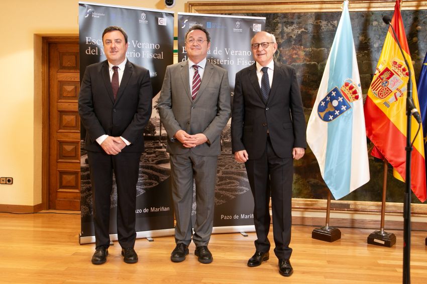 O presidente da Deputación da Coruña e o fiscal xeral do Estado clausuran no Pazo de Mariñán a Escola de Verán do Ministerio Fiscal