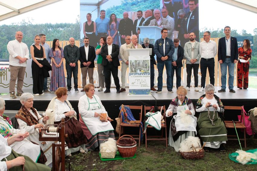 O encoro de Beche foi o escenario da VI edición da feira “Primavera no Camiño Inglés”, organizada pola Deputación da Coruña